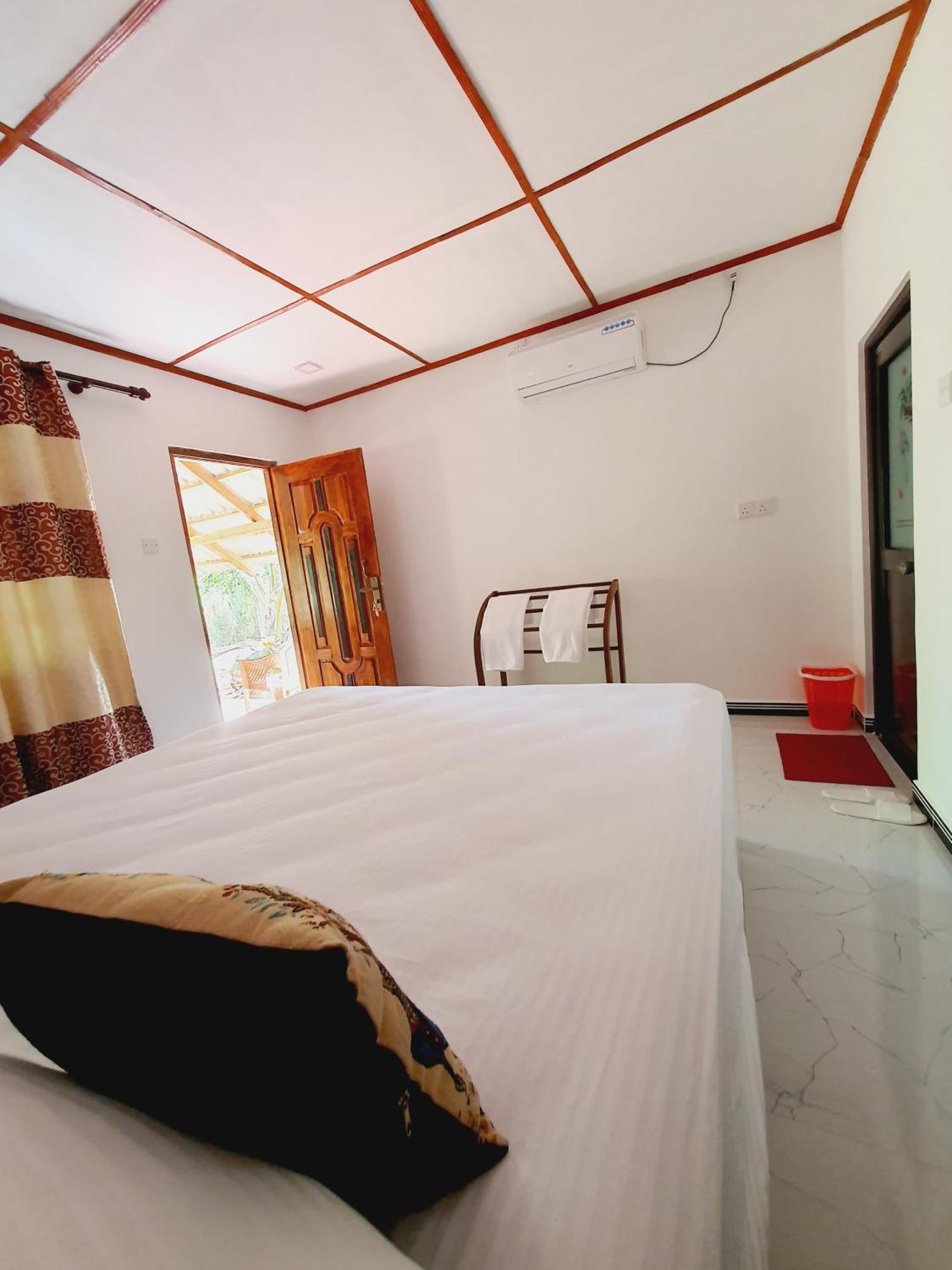 Jungle Eco Lodge & Safari Sigiriya Eksteriør bilde