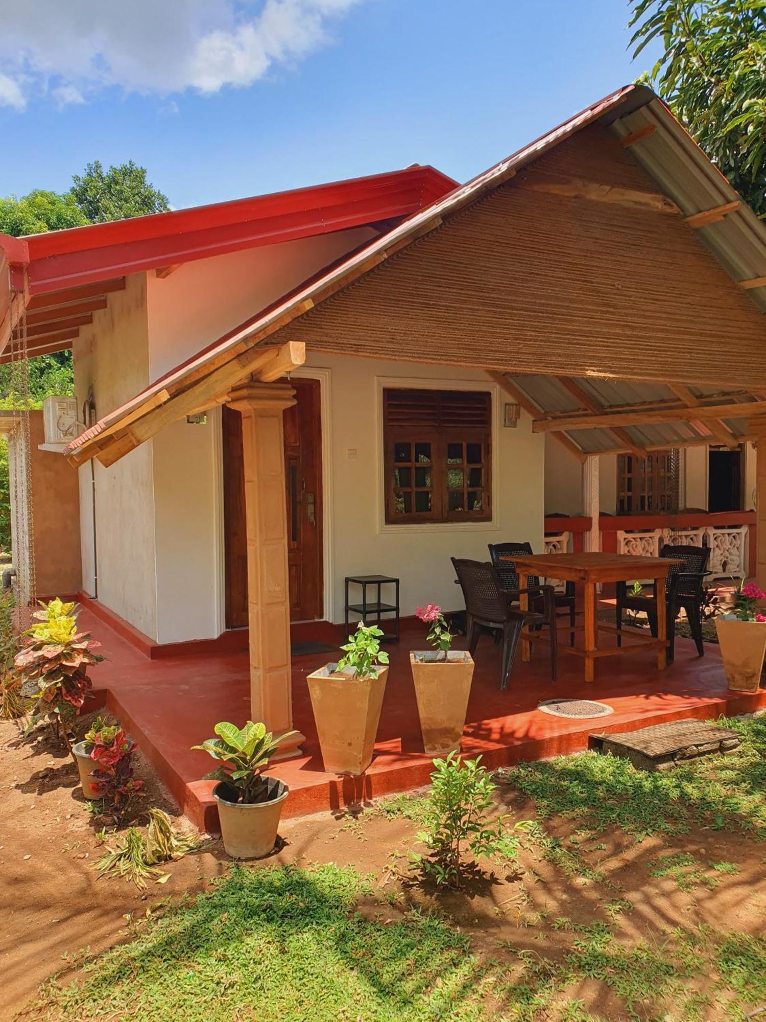 Jungle Eco Lodge & Safari Sigiriya Eksteriør bilde