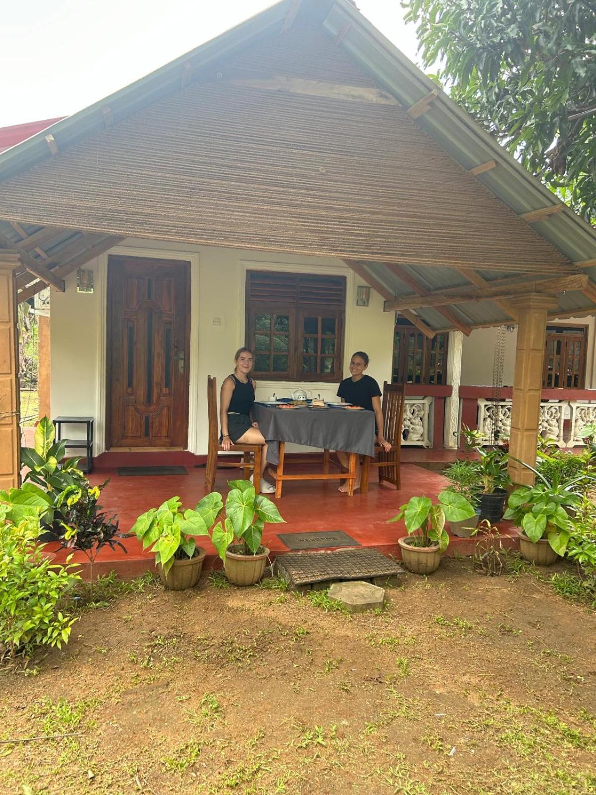 Jungle Eco Lodge & Safari Sigiriya Eksteriør bilde
